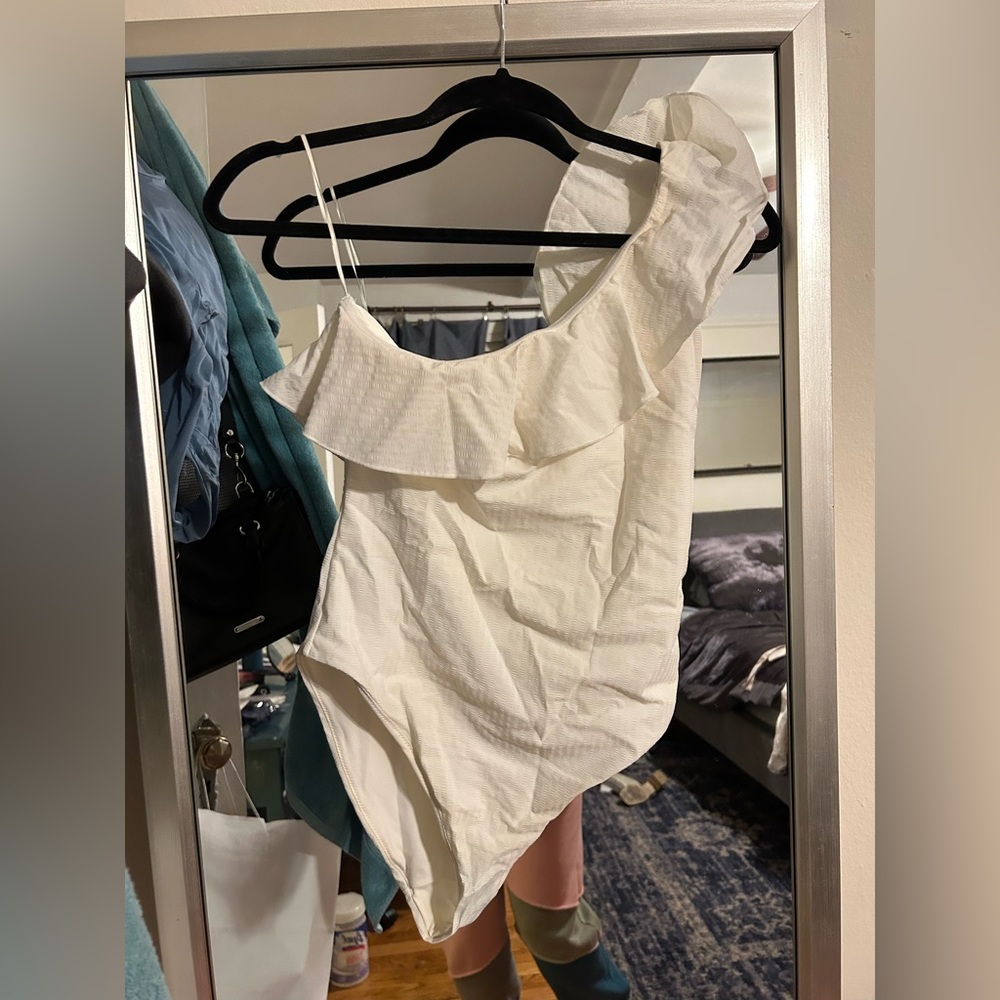 Zara one shoulder one piece bathing suit